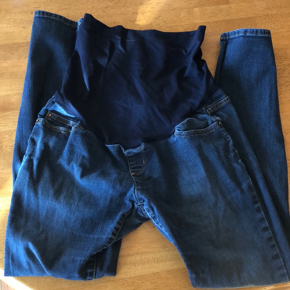 Maternity skinny jeans